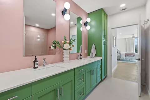 $1,295,000 | 1600 South 1st Street, Unit 410, Austin, TX 78704