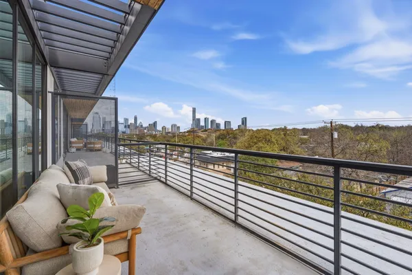 $1,250,000 | 1600 South 1st Street, Unit 410, Austin, TX 78704