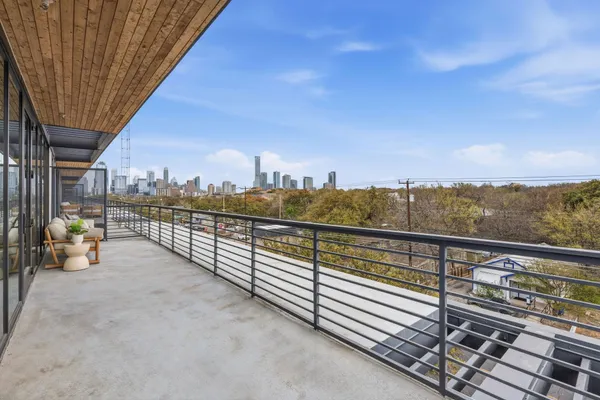 $1,250,000 | 1600 South 1st Street, Unit 410, Austin, TX 78704