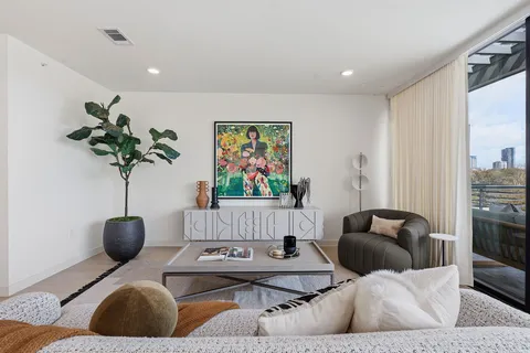 $1,295,000 | 1600 South 1st Street, Unit 410, Austin, TX 78704