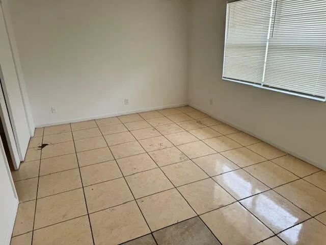 $160,000 | 1709 South Federal Highway, Unit 6, Lake Worth Beach, FL 33460