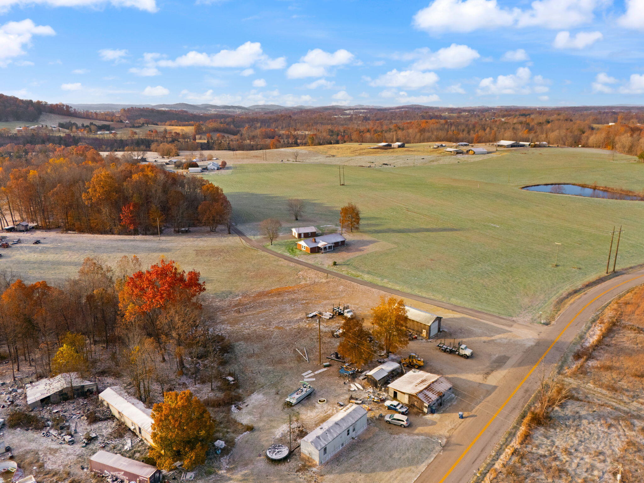 1237 Hwy 934 Jet Ping Road Somerset, KY 42503 - Photo 51 of 69 51-web-or-mls-DJI_20251111082913_0054_D