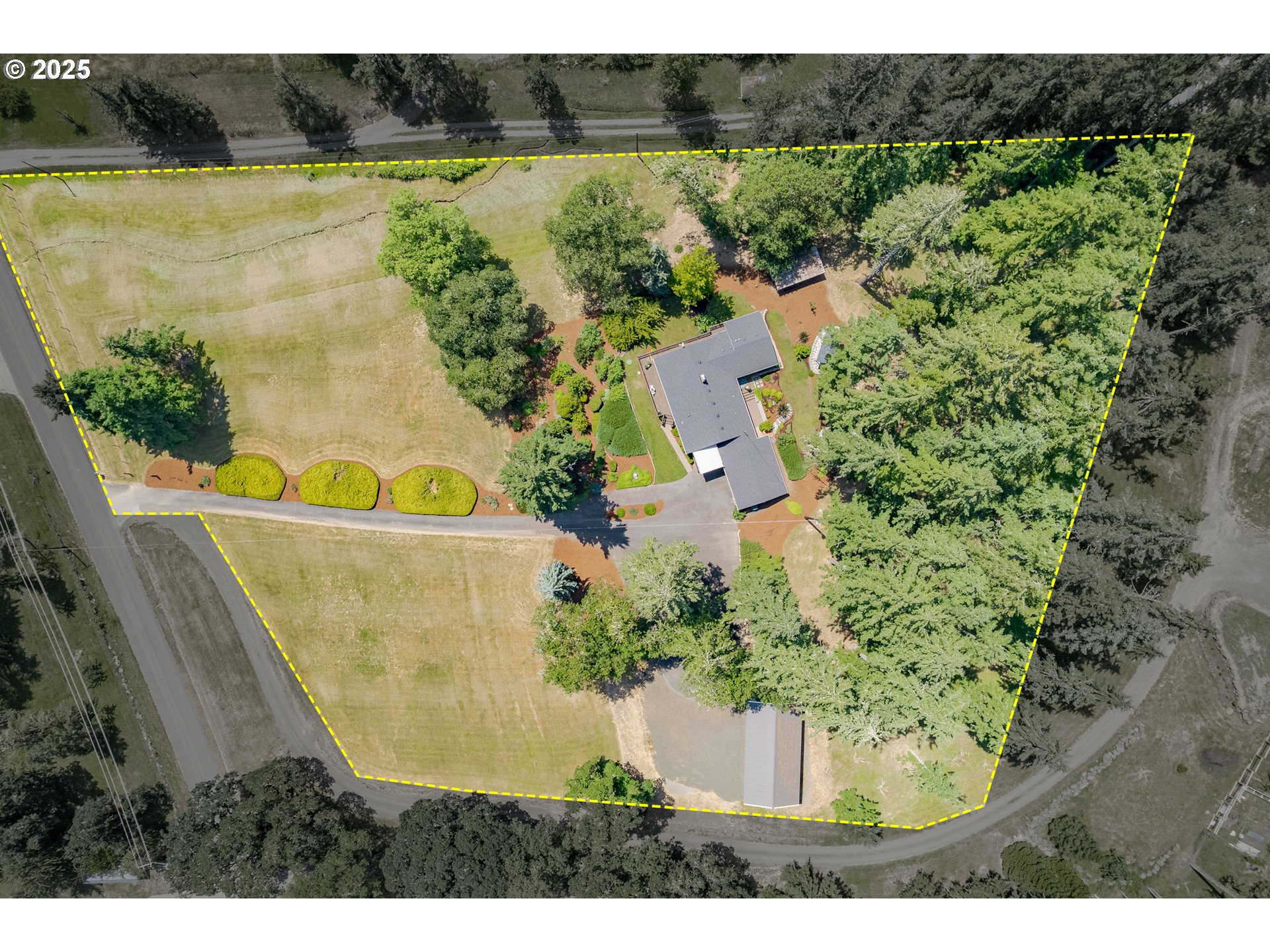 27023 Petzold Road Eugene, OR 97402 - Photo 47 of 48 Gallery Image 47