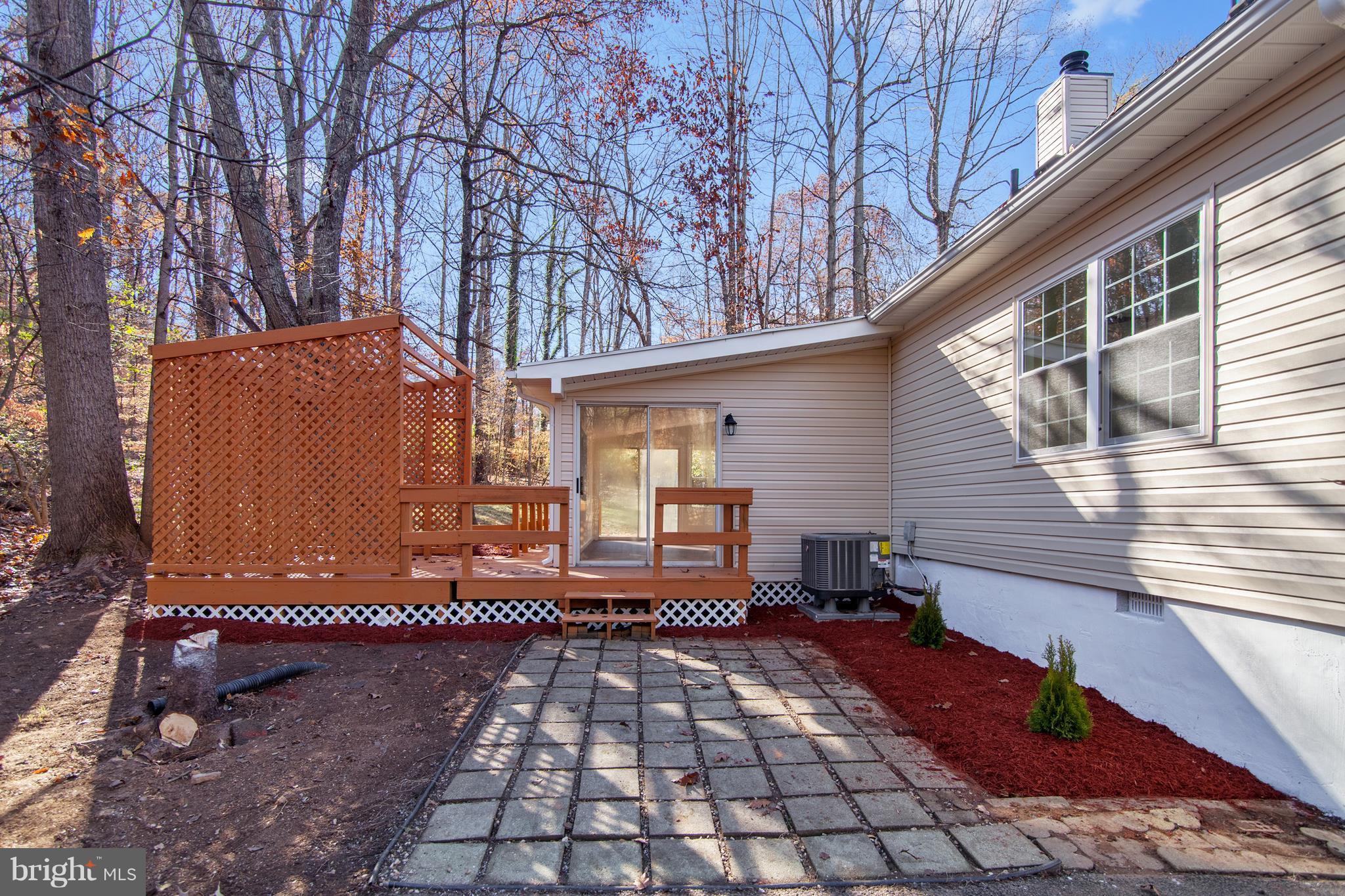 12301 Running Deer Road Manassas, VA 20112 - Photo 26 of 30 Exterior (Rear)