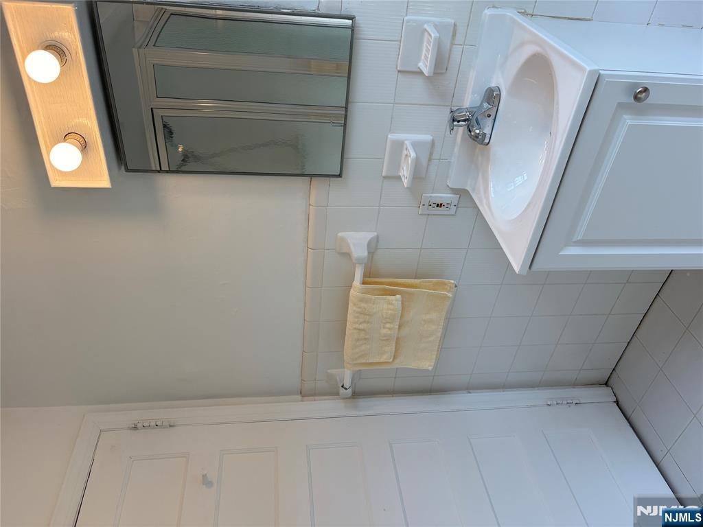 1 Club Street, Unit 3 Montclair, NJ 07042 - Photo 7 of 13