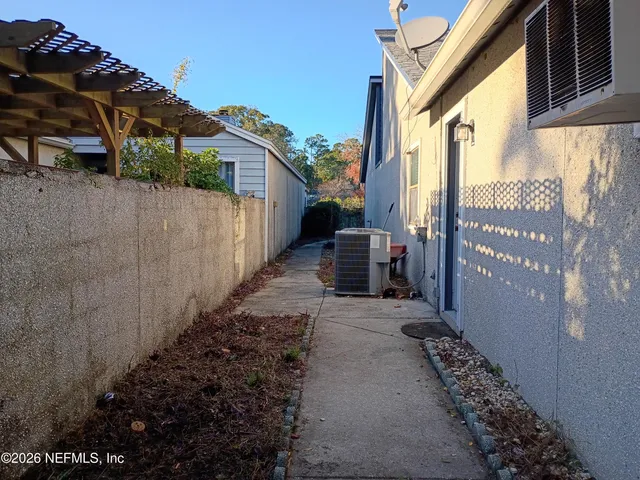 $1,700 | 5561 Mariners Cove Drive, Jacksonville, FL 32210