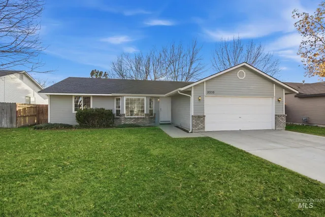 $412,000 | 2255 East Grapewood Drive, Meridian, ID 83646