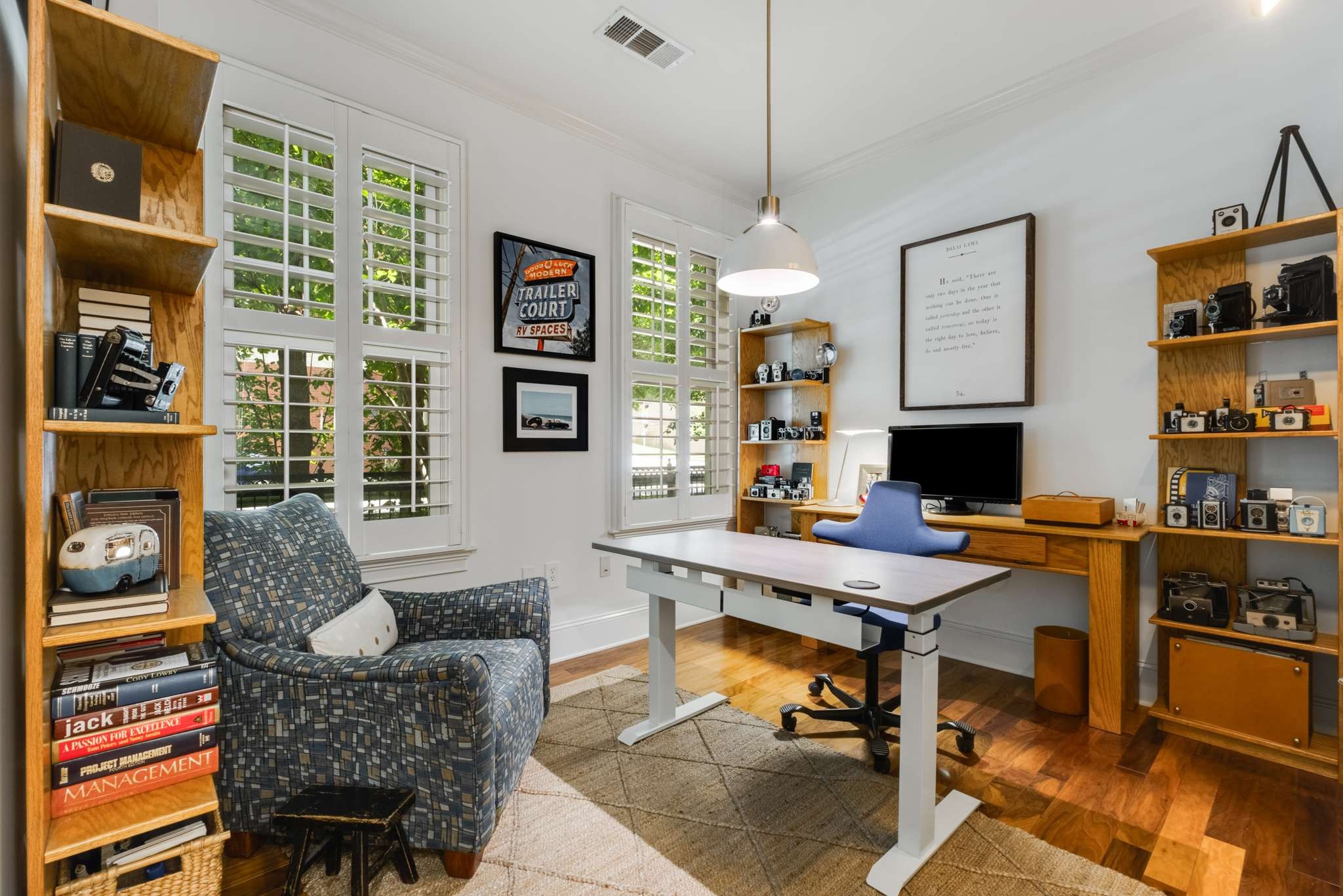 4401 Ridgefield Way Nashville, TN 37205 - Photo 19 of 46 a workspace with furniture bookshelf and a window