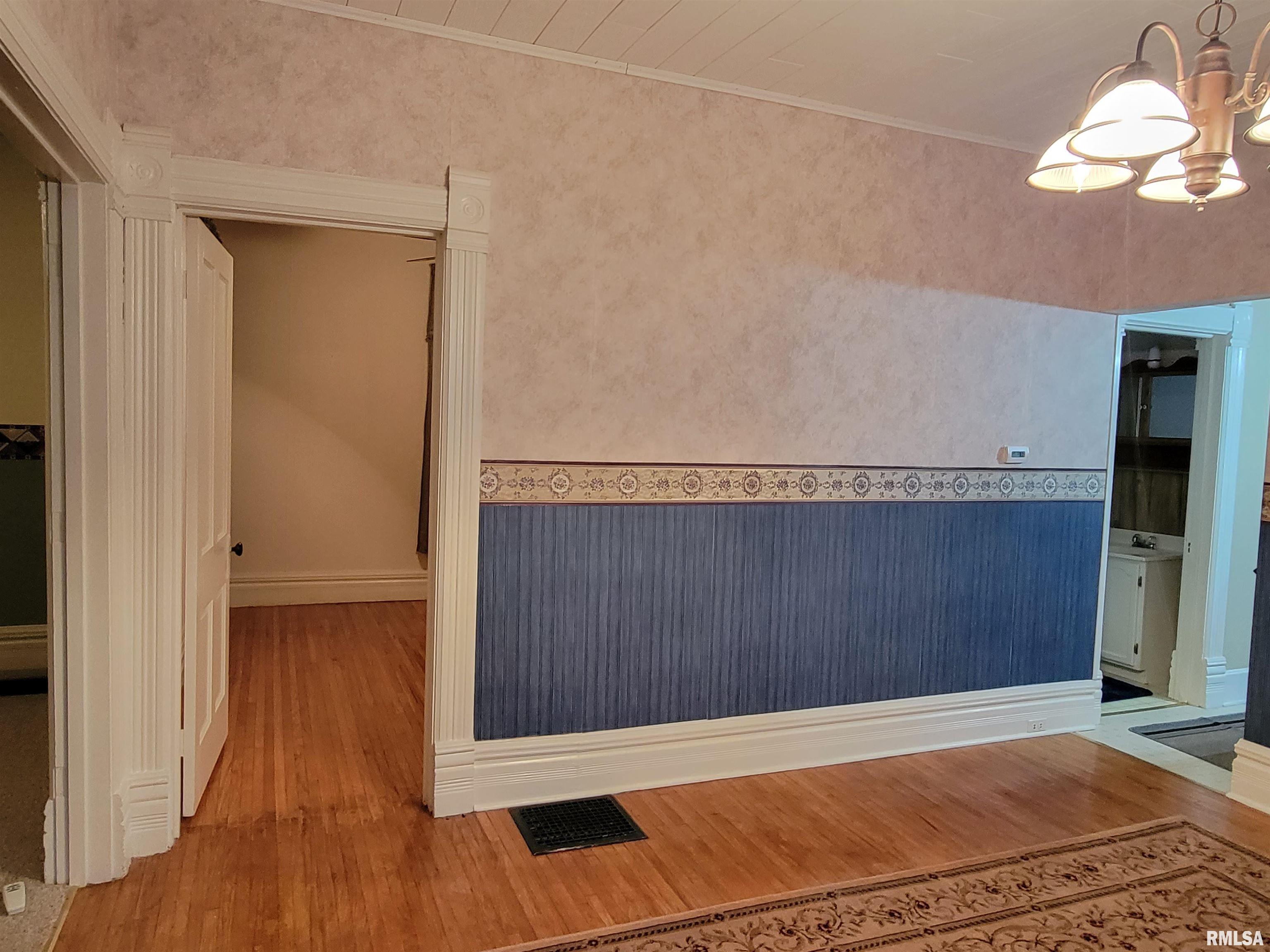 424 West Washington Street Macomb, IL 61455 - Photo 3 of 19