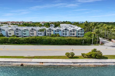 $1,295,000 | 77 Seaside N Court, Key West, FL 33040
