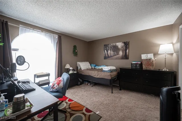 $250,000 | 3150 North Soft Breezes Drive, Unit 2220, Las Vegas, NV 89128