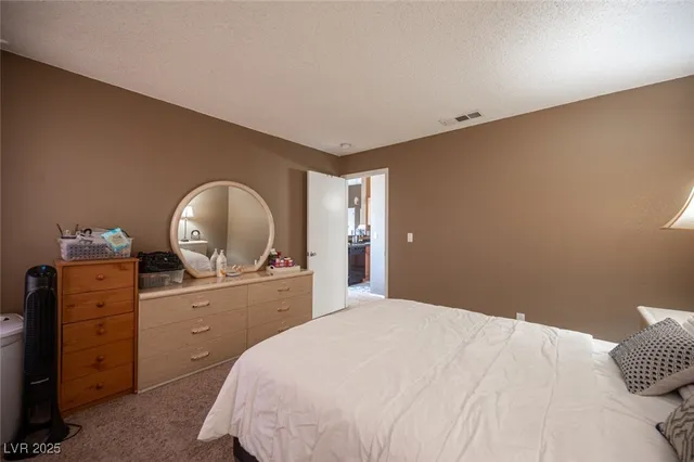 $250,000 | 3150 North Soft Breezes Drive, Unit 2220, Las Vegas, NV 89128