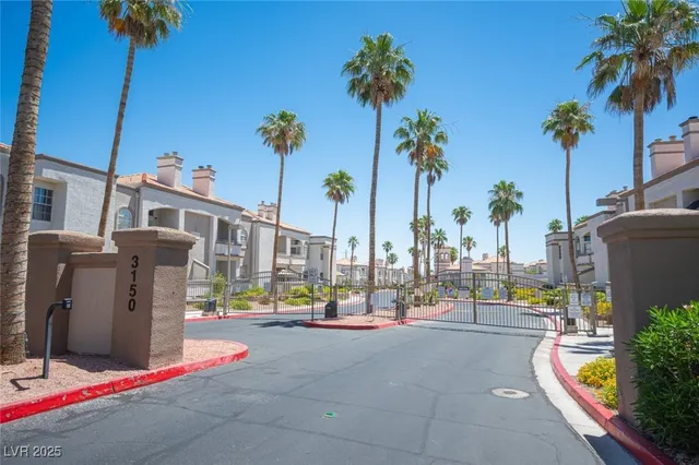 $250,000 | 3150 North Soft Breezes Drive, Unit 2220, Las Vegas, NV 89128