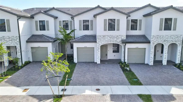 $2,850 | 23517 Southwest 129th Path, Homestead, FL 33032