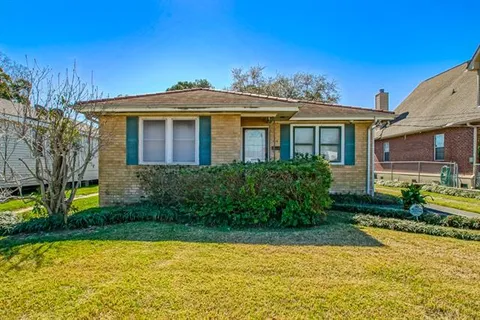 $195,900 | 1112 Kepler Street, Gretna, LA 70053