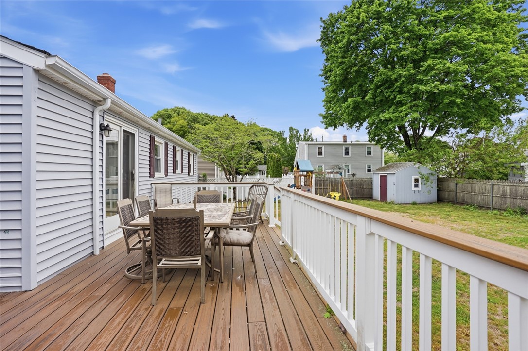 14 Beatrice Avenue Warwick, RI 02889 - Photo 24 of 31