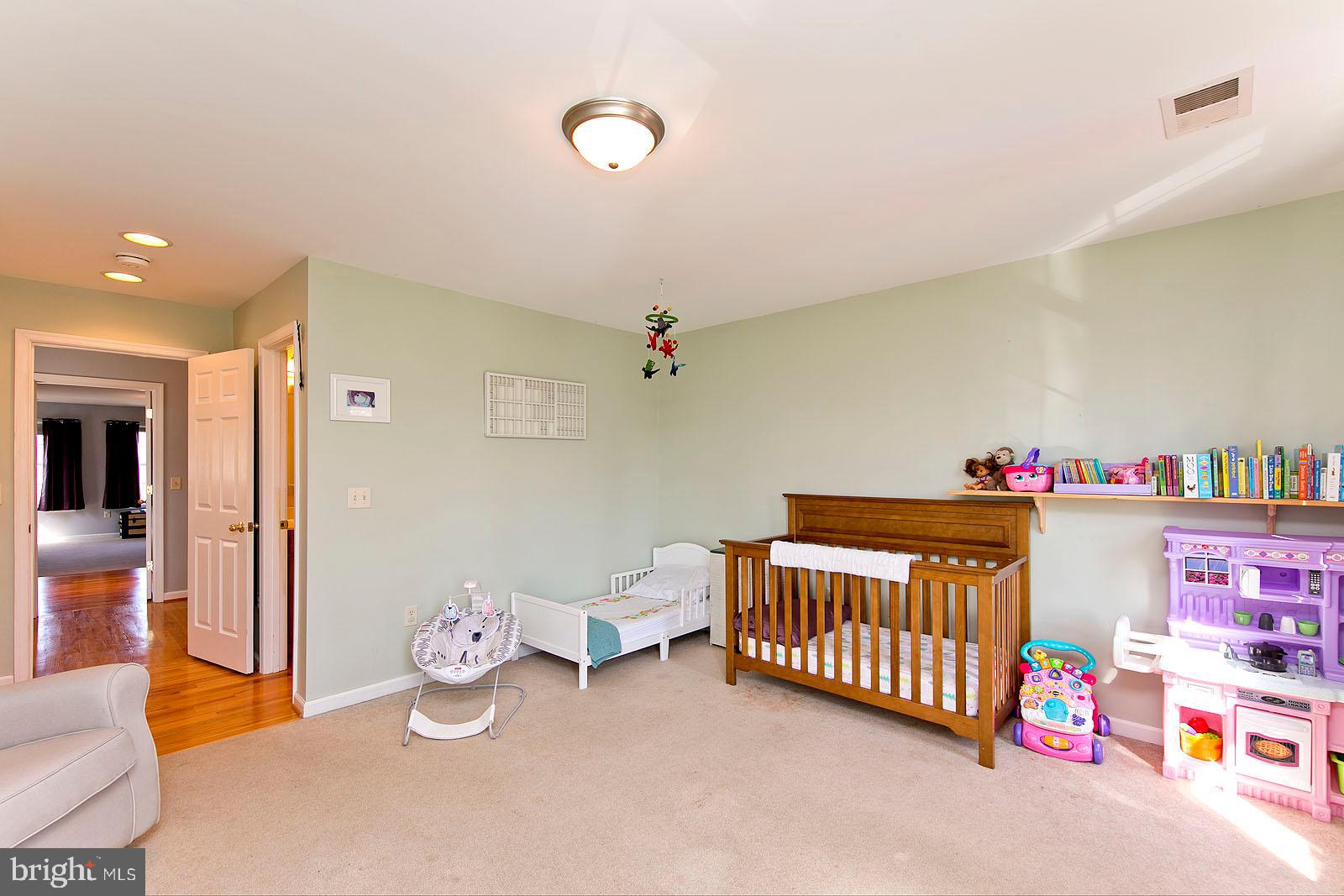 12 South Pleasant Valley Road Winchester, VA 22601 - Photo 20 of 32 Primary Bedroom 1