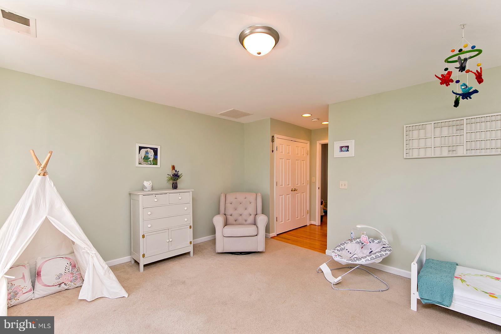 12 South Pleasant Valley Road Winchester, VA 22601 - Photo 21 of 32 Primary Bedroom 1