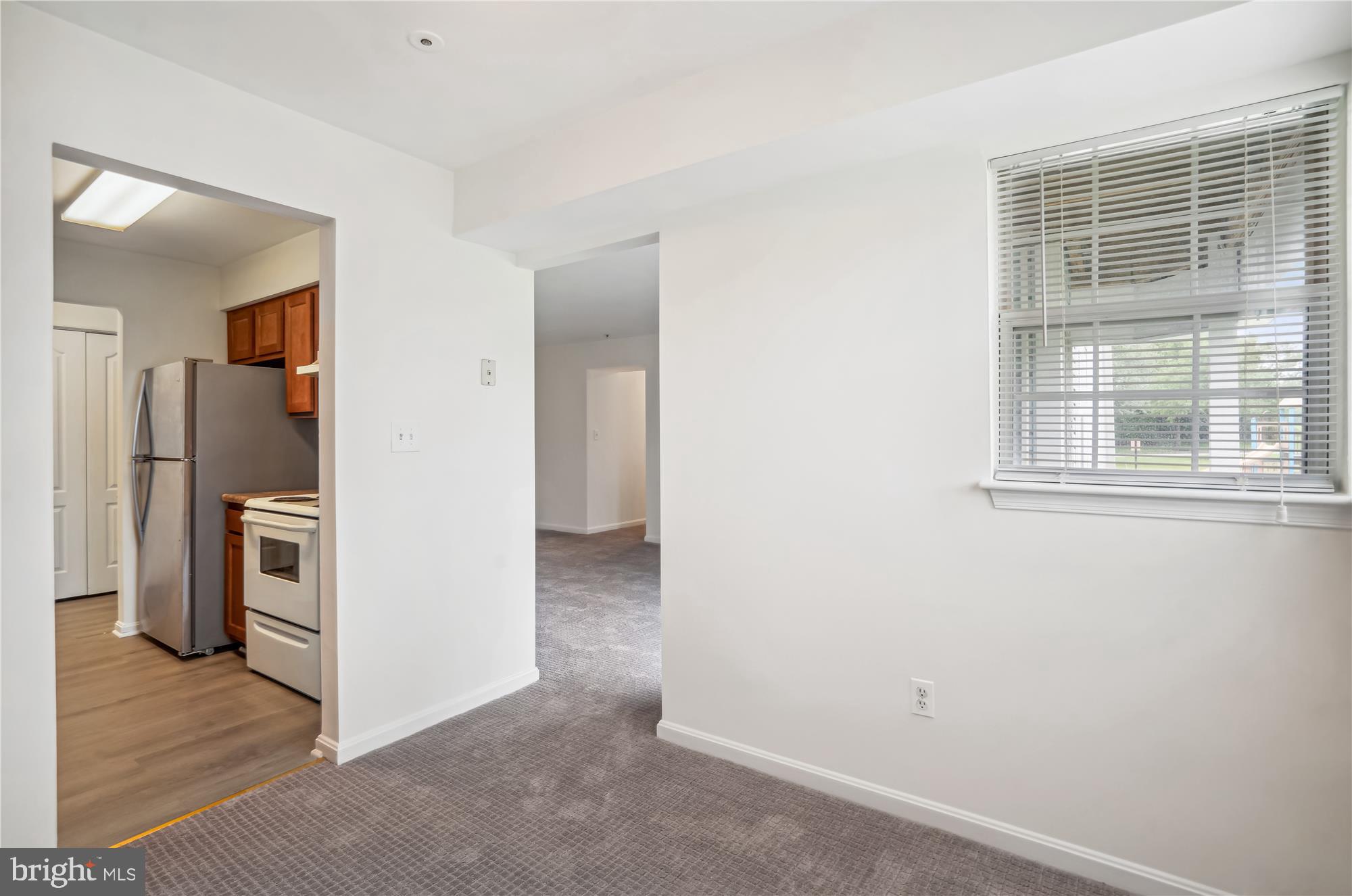 8555 Falls Run Road, Unit F Ellicott City, MD 21043 - Photo 17 of 36 Dining Room