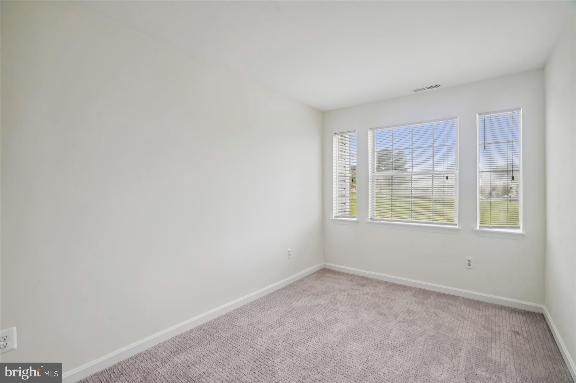 8555 Falls Run Road, Unit F Ellicott City, MD 21043 - Photo 30 of 36 Bedroom 3