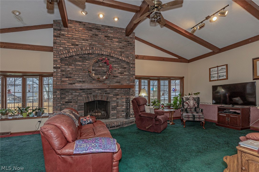 1401 Sunview Road Lyndhurst, OH 44124 - Photo 14 of 34