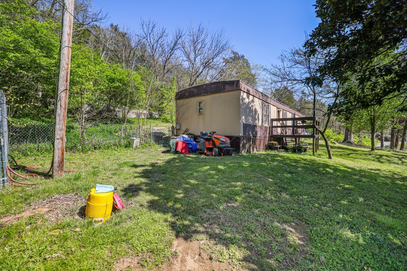 5052 Mt View Road Antioch, TN 37013 - Photo 5 of 39 a front view of a house with garden