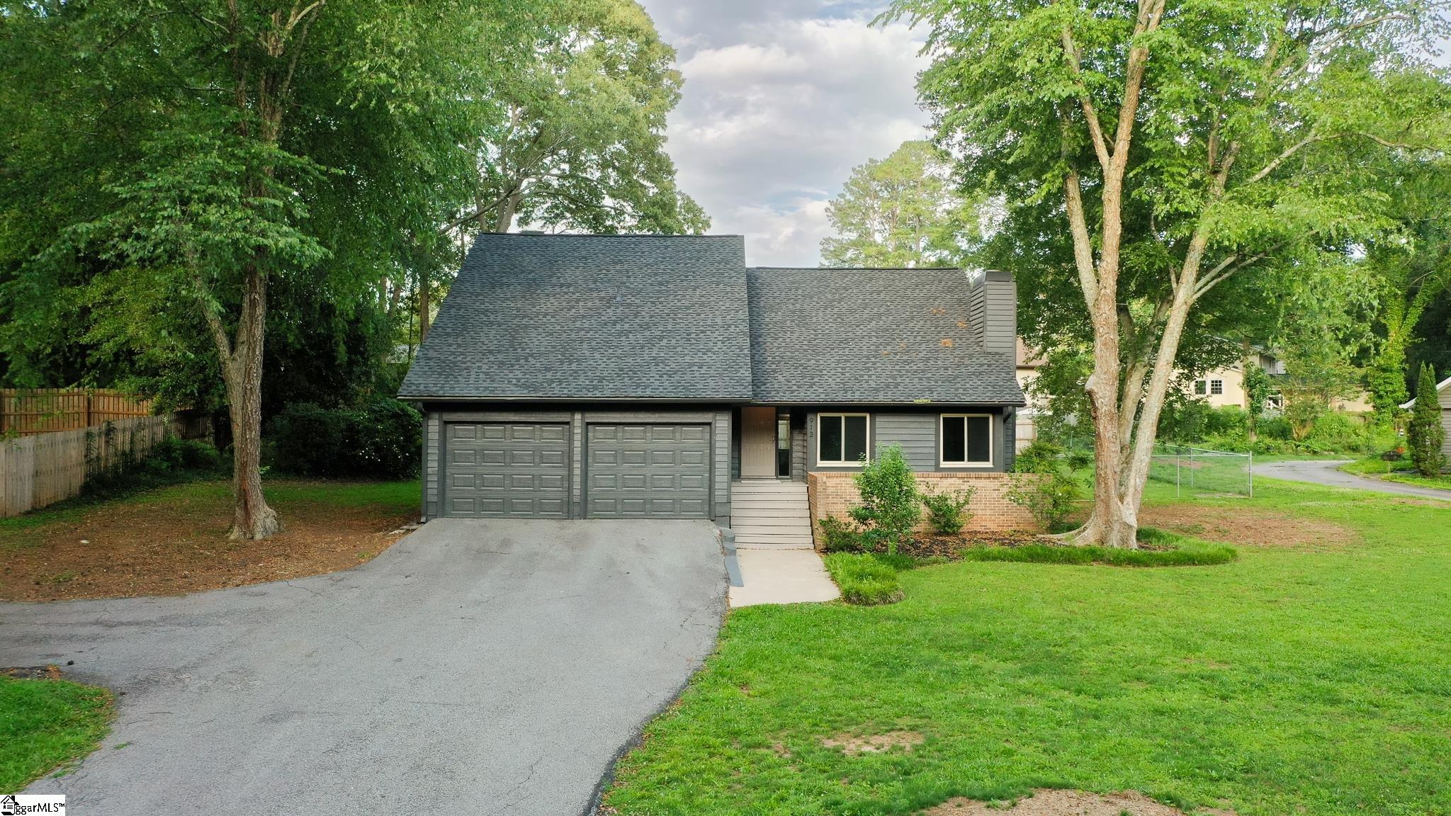 913 Berkeley Drive Clemson, SC 29631 - Photo 1 of 34