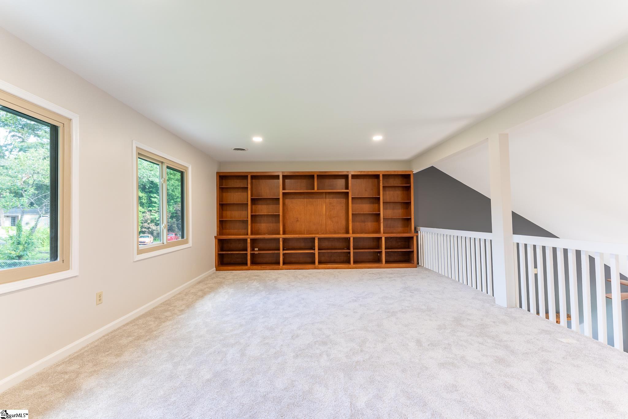 913 Berkeley Drive Clemson, SC 29631 - Photo 3 of 34