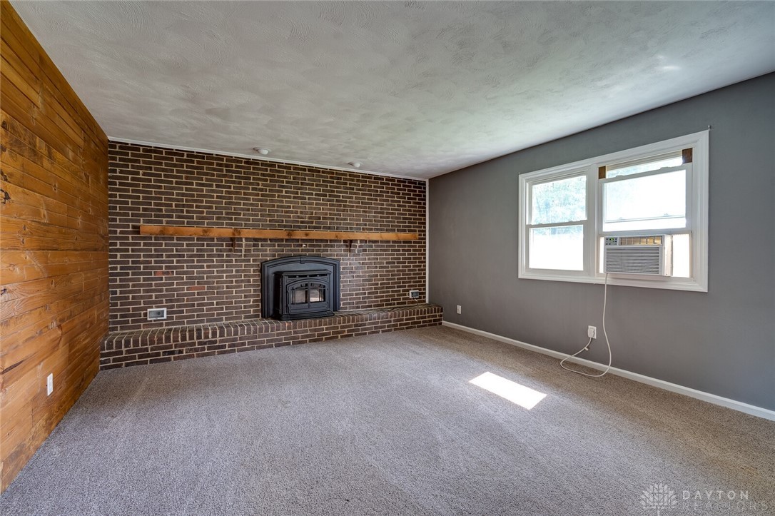 9859 Welsh Road Brookville, OH 45309 - Photo 7 of 27 Gallery Image 7