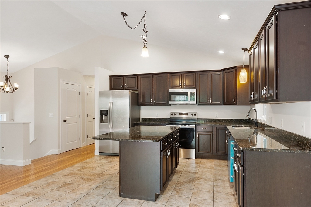 16 Cadorna Road Worcester, MA 01605 - Photo 20 of 42