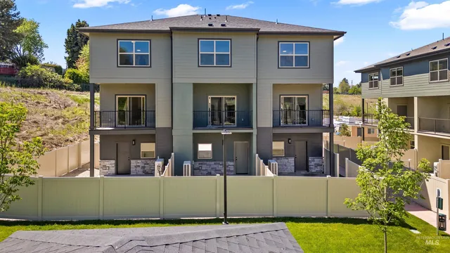 $399,000 | 7433 West Swain Lane, Garden City, ID 83714