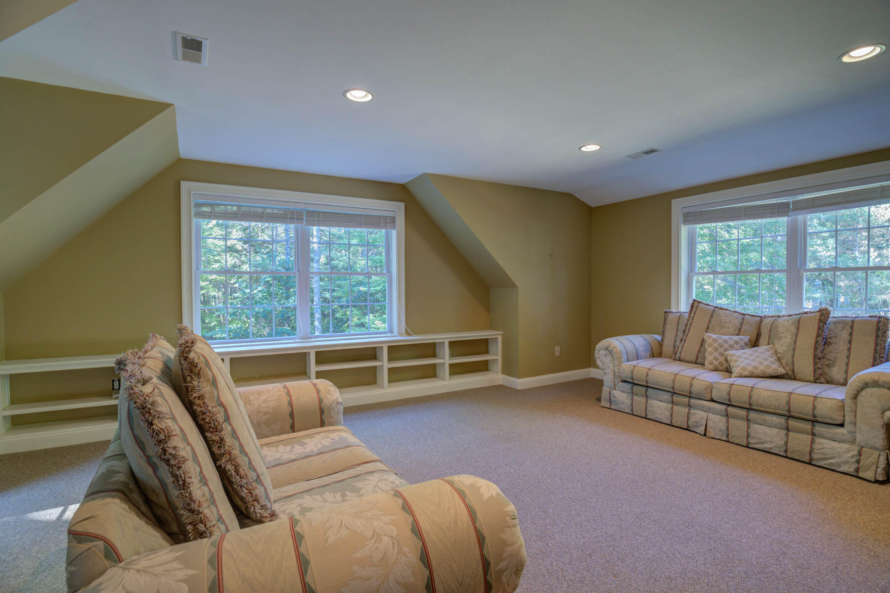 261 Holmes Road Scarborough, ME 04074 - Photo 36 of 59 pic-41