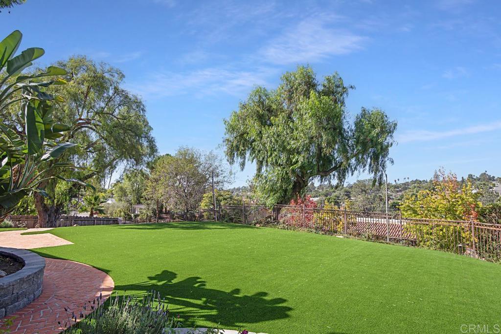 210 South Vine Street Fallbrook, CA 92028 - Photo 38 of 41