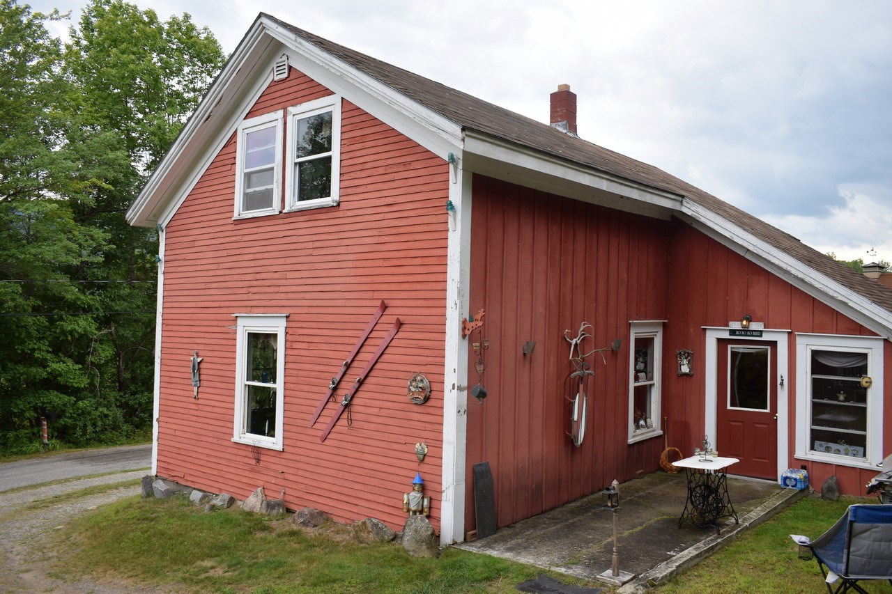 318 Percy Road Stark, NH 03582 - Photo 4 of 25