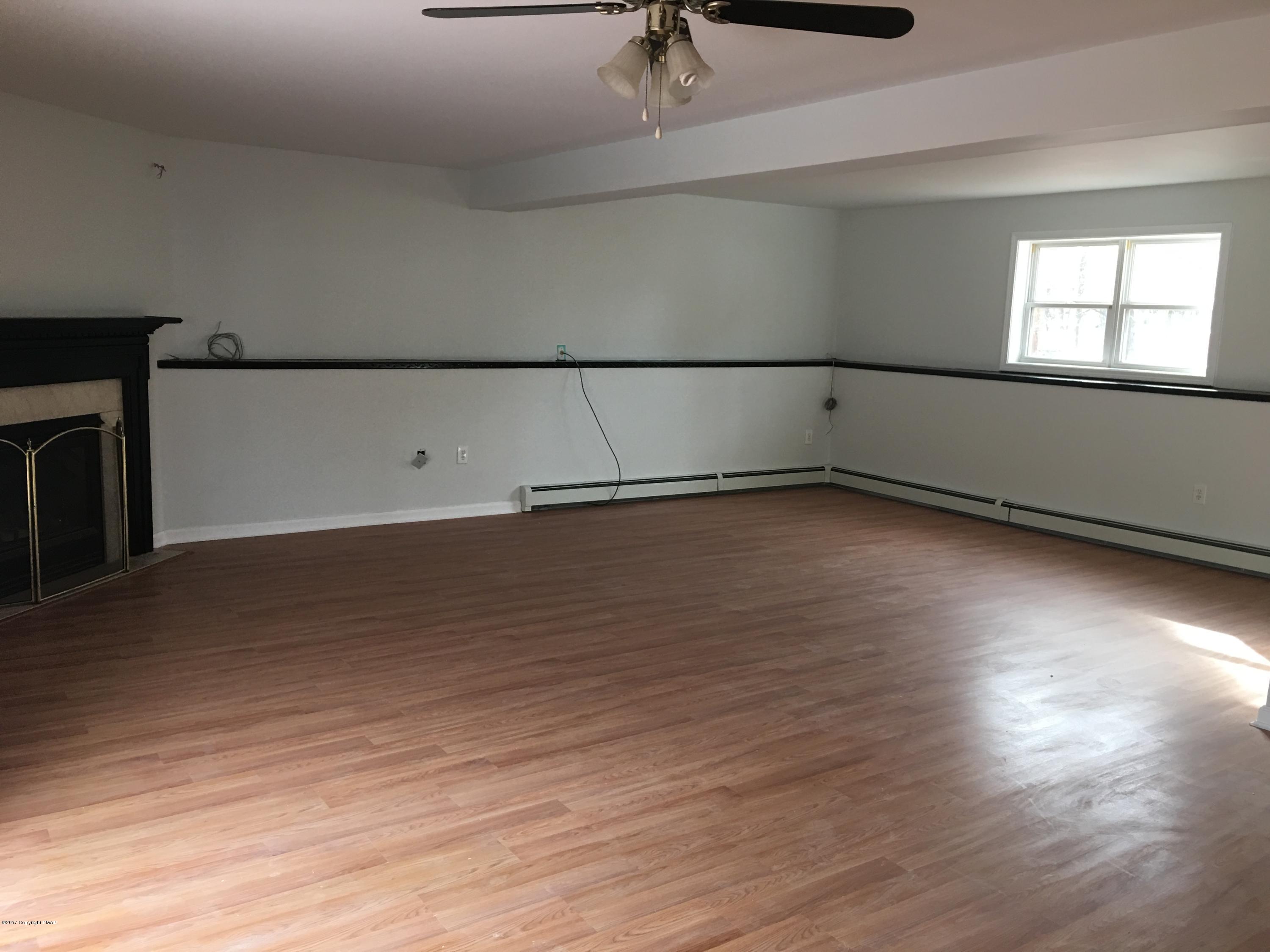 4448 Pine Ridge Drive East Bushkill, PA 18324 - Photo 13 of 22 Family Room