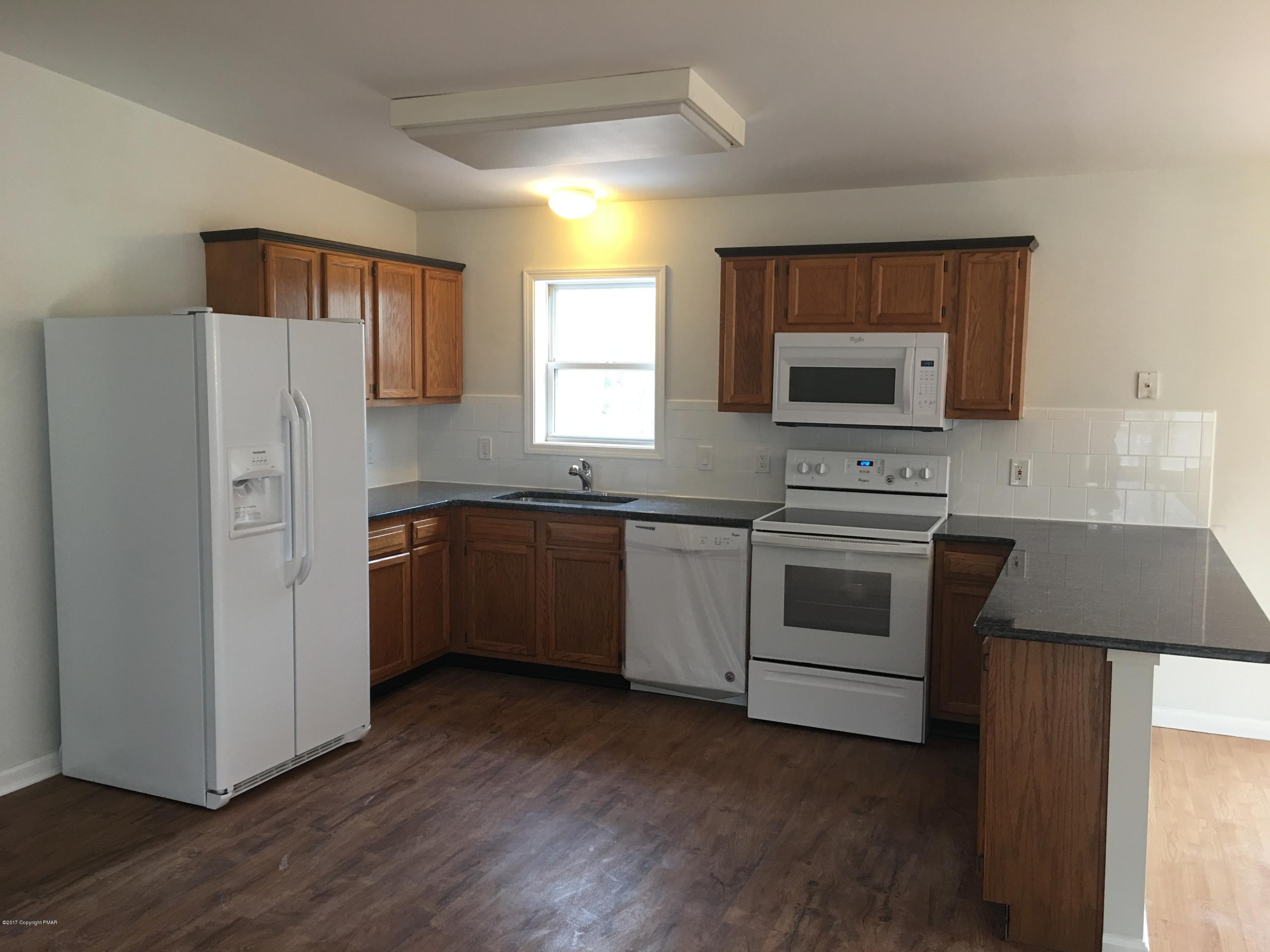 4448 Pine Ridge Drive East Bushkill, PA 18324 - Photo 2 of 22 Kitchen