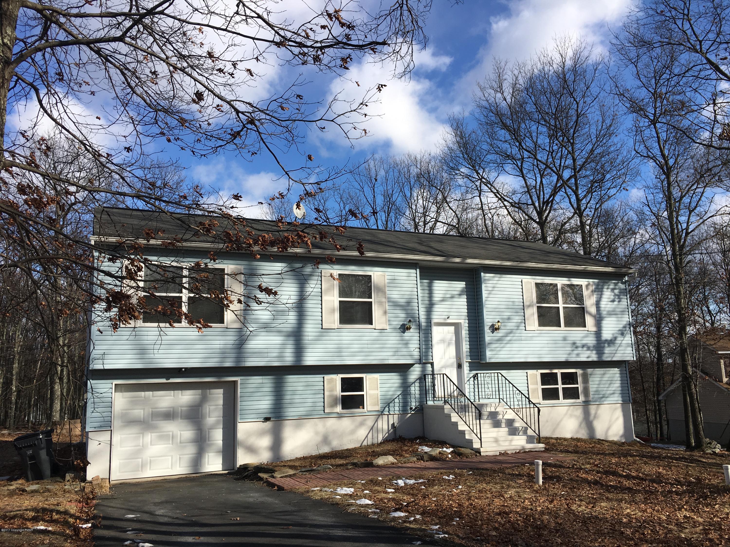 4448 Pine Ridge Drive East Bushkill, PA 18324 - Photo 8 of 22 Main