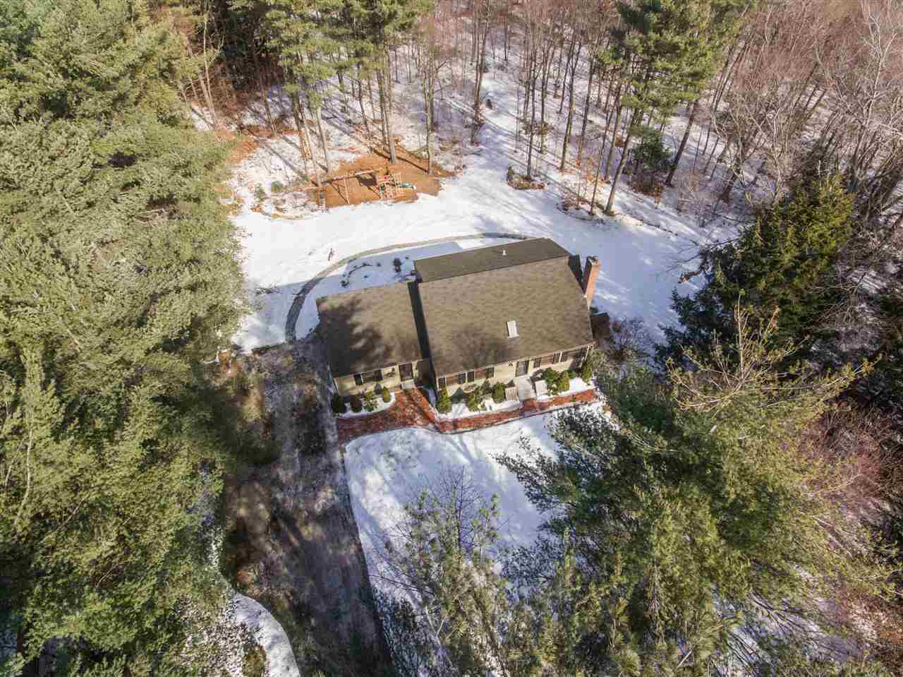 42 Highfields Road Wilton, NH 03086 - Photo 3 of 36