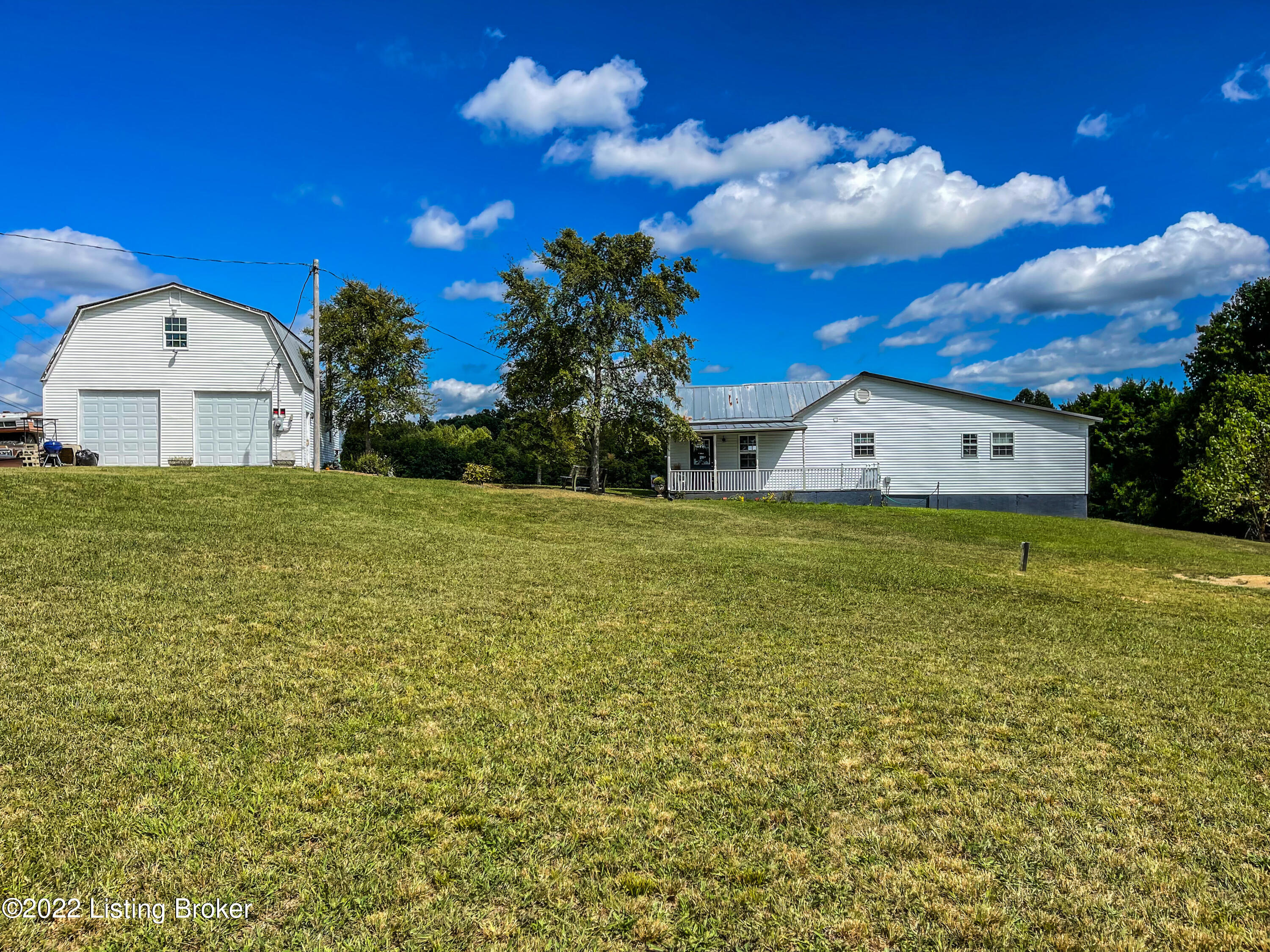 8746 Anneta Road Leitchfield, KY 42754 - Photo 1 of 30 FFC73B99-131A-457D-9254-06D20071EE7E
