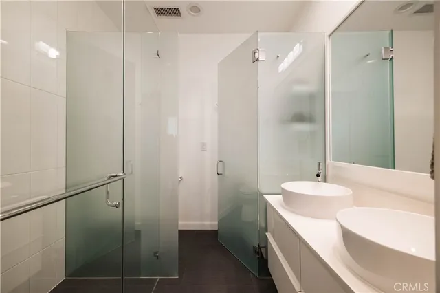 $975,000 | 2023 Placentia Avenue, Costa Mesa, CA 92627