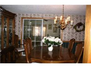 22 Gowing Road Hudson, NH 03051 - Photo 3 of 5