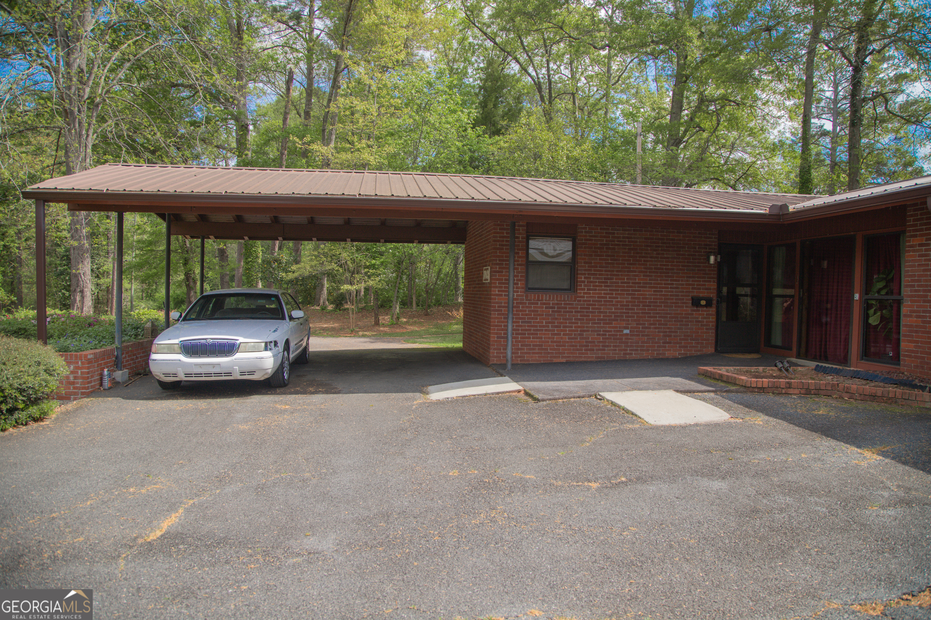 703 Greenwood Road Thomaston, GA 30286 - Photo 12 of 62