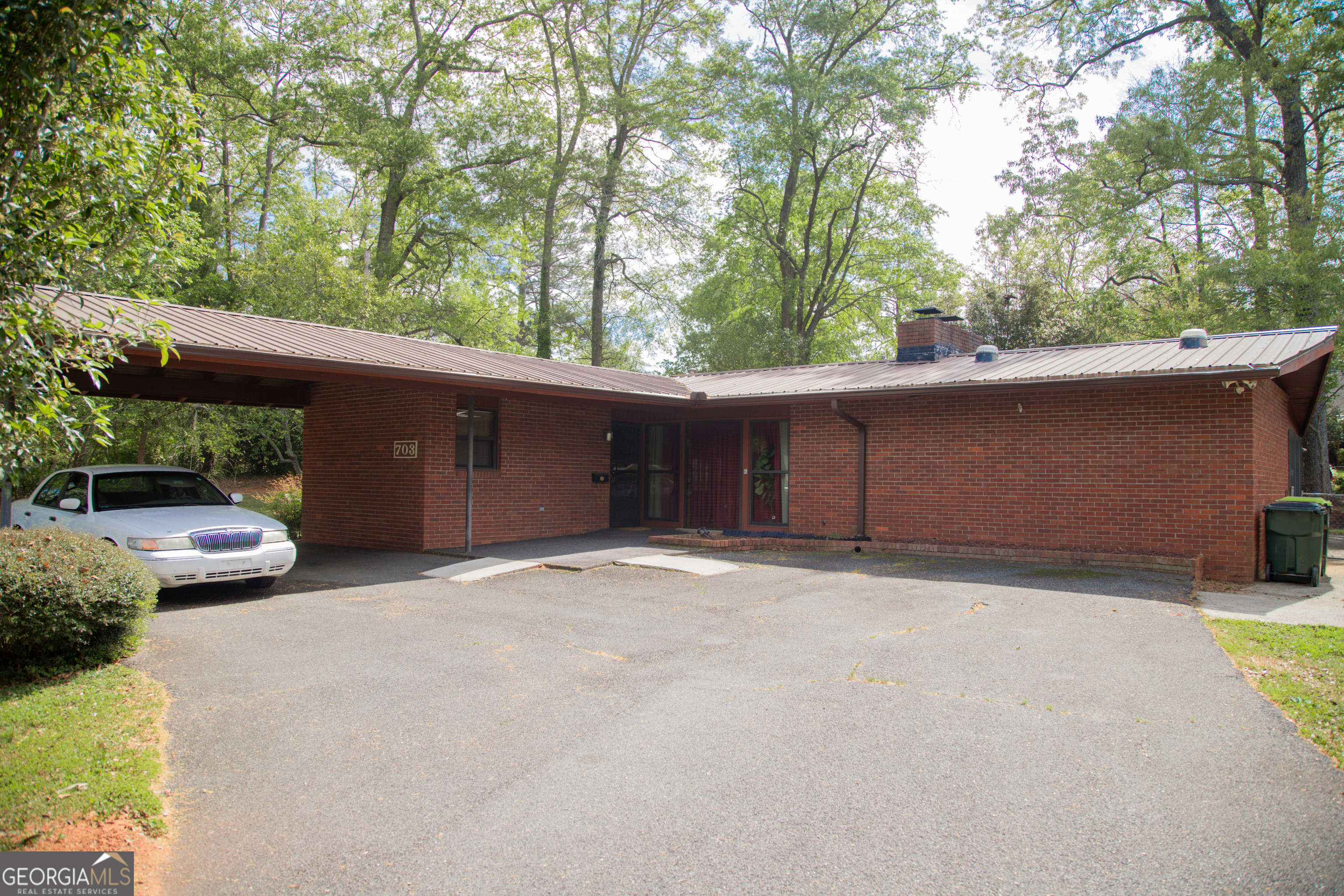 703 Greenwood Road Thomaston, GA 30286 - Photo 13 of 62