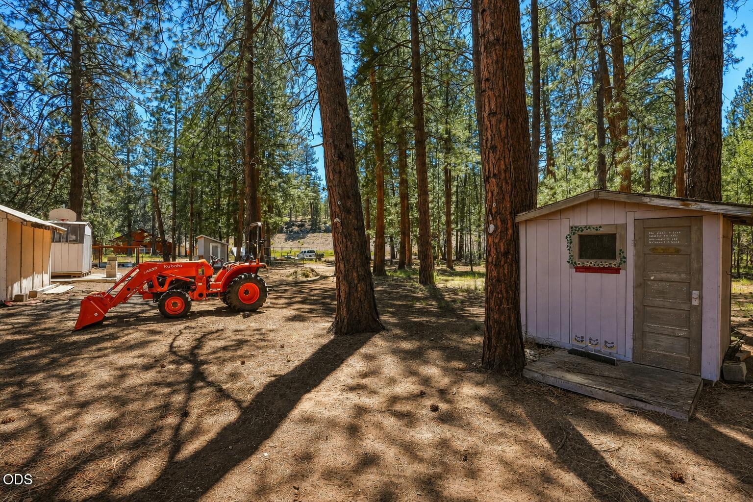 60315 Tekampe Road Bend, OR 97702 - Photo 34 of 74