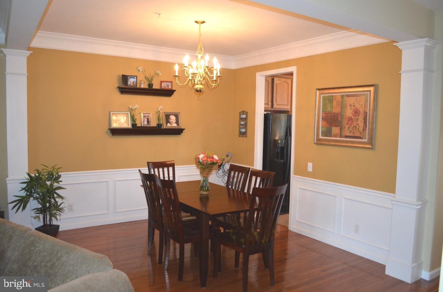 889 Chatfield Road Warrington, PA 18976 - Photo 4 of 18 Dining room