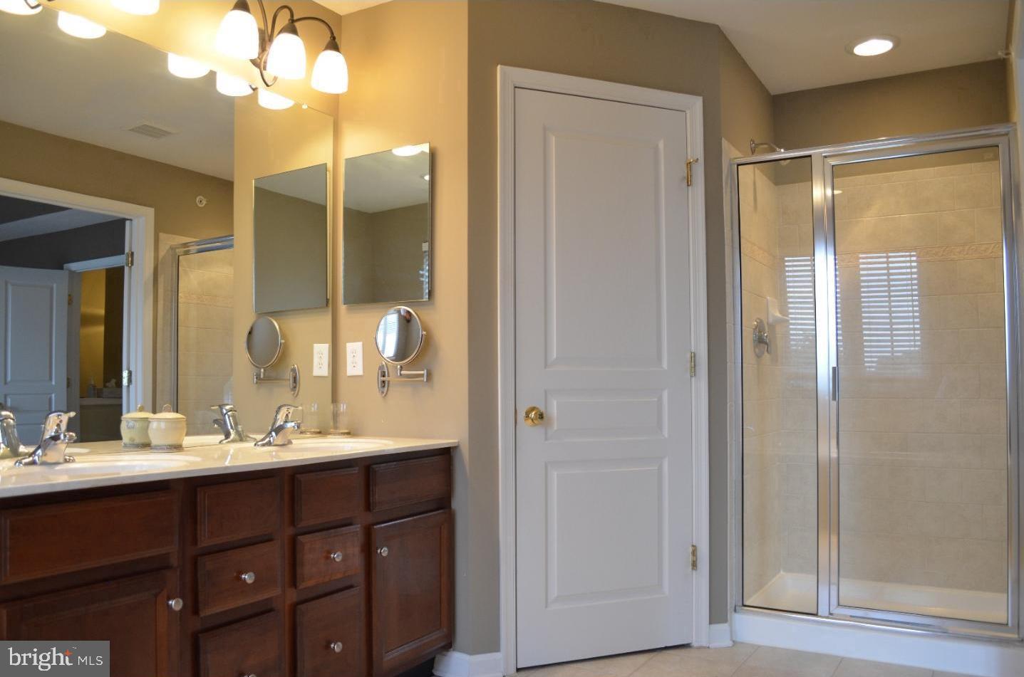 889 Chatfield Road Warrington, PA 18976 - Photo 10 of 18 Master Bath