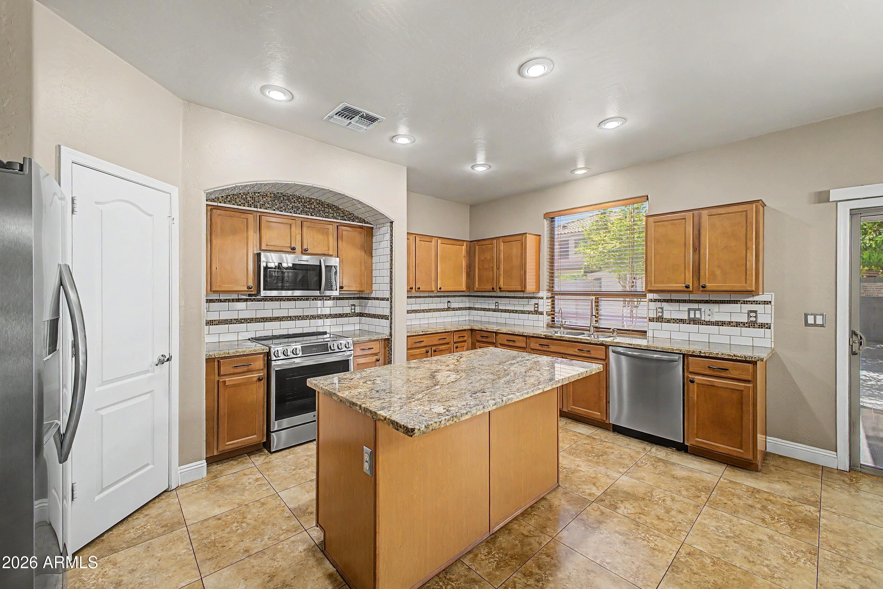 9117 West Riverside Avenue Tolleson, AZ 85353 - Photo 14 of 39
