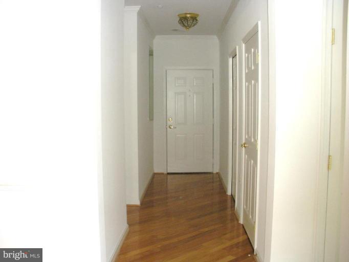4330 Cannon Ridge Court, Unit V Fairfax, VA 22033 - Photo 4 of 11 entry foyer