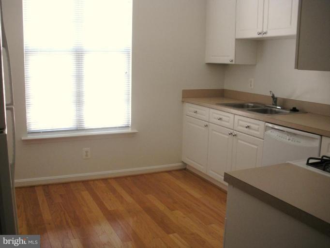 4330 Cannon Ridge Court, Unit V Fairfax, VA 22033 - Photo 8 of 11 hardwood floors in kitchen
