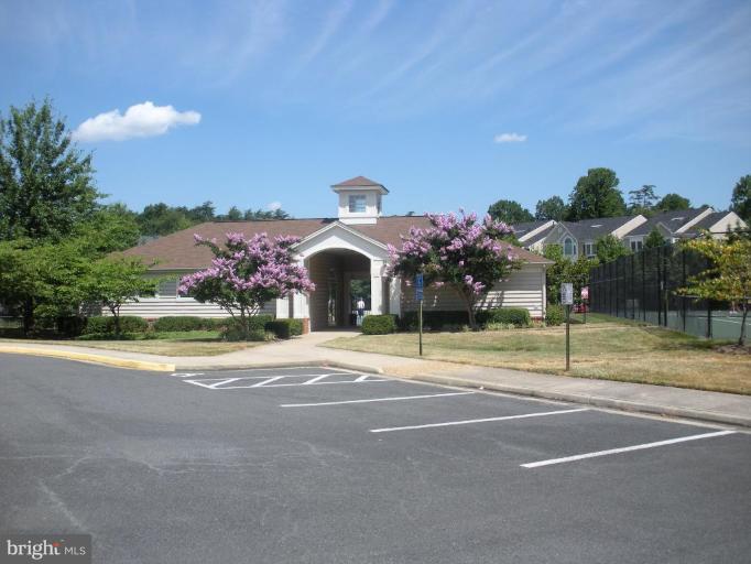 4330 Cannon Ridge Court, Unit V Fairfax, VA 22033 - Photo 9 of 11 community recreation